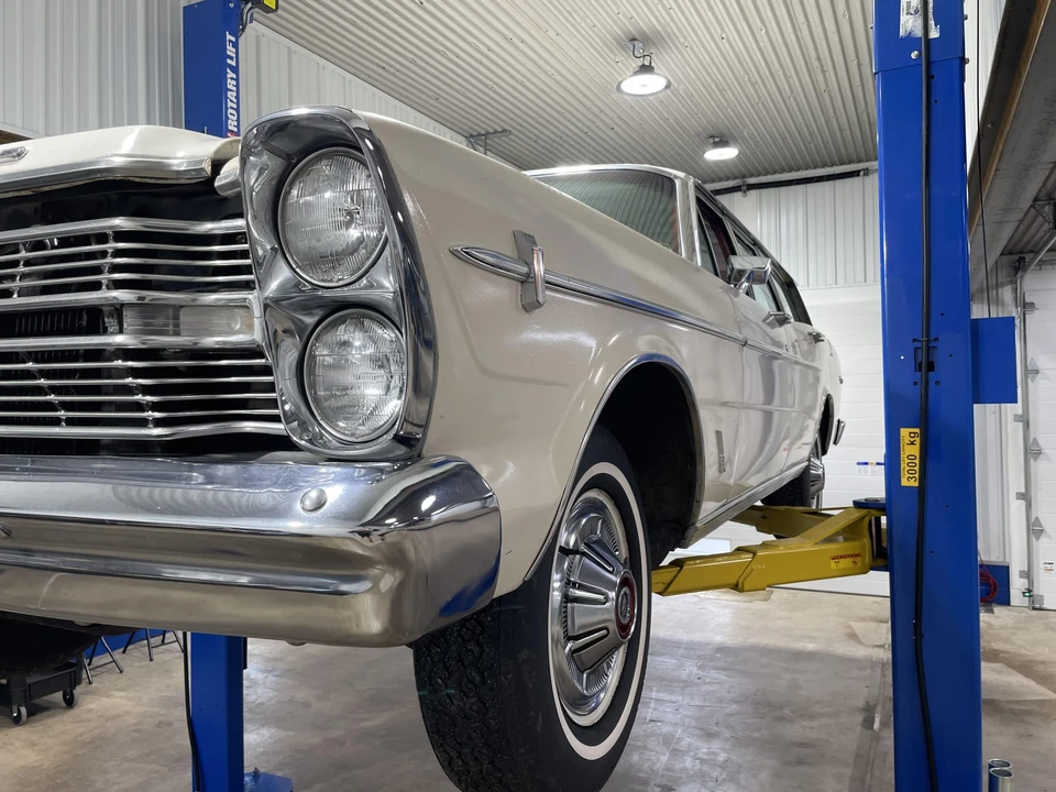 1966 Ford Country Sedan - Image 18 of 31