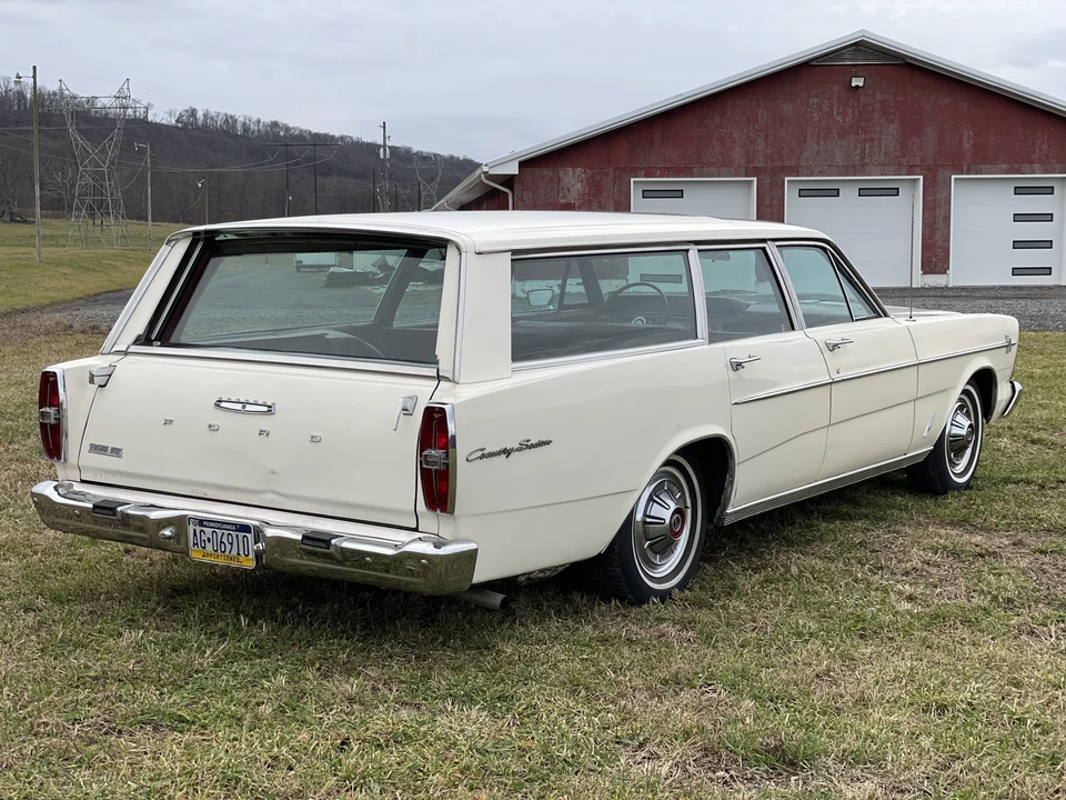 1966 Ford Country Sedan - Image 8 of 31