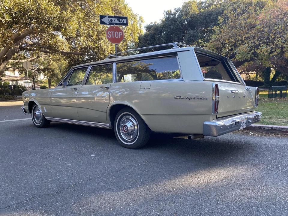 1966 Ford Country Sedan - Image 5 of 31
