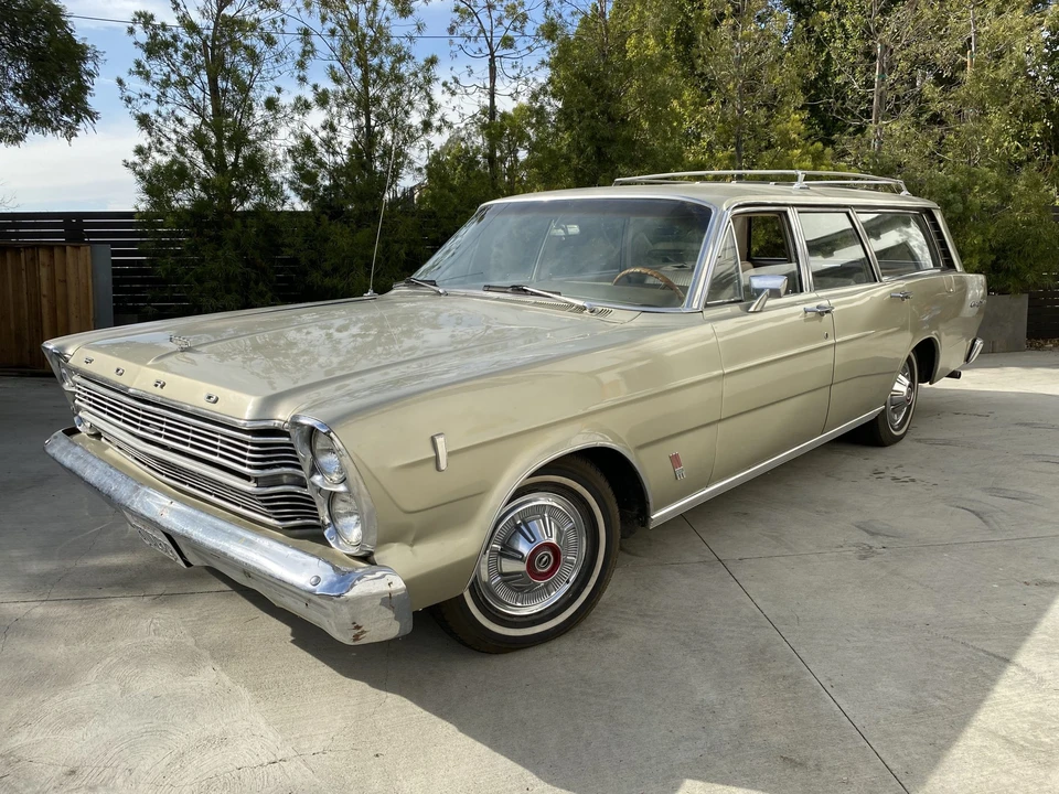 1966 Ford Country Sedan - Image 13 of 31