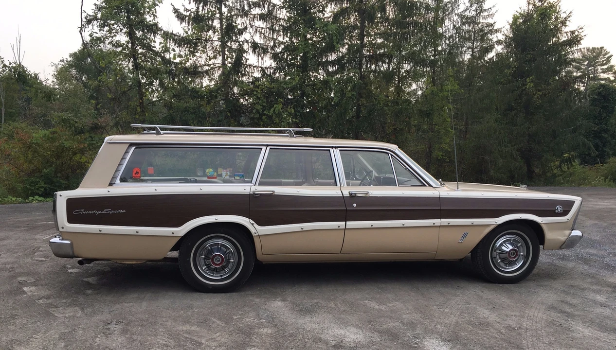 1966 Ford Country Squire - Image 12 of 31