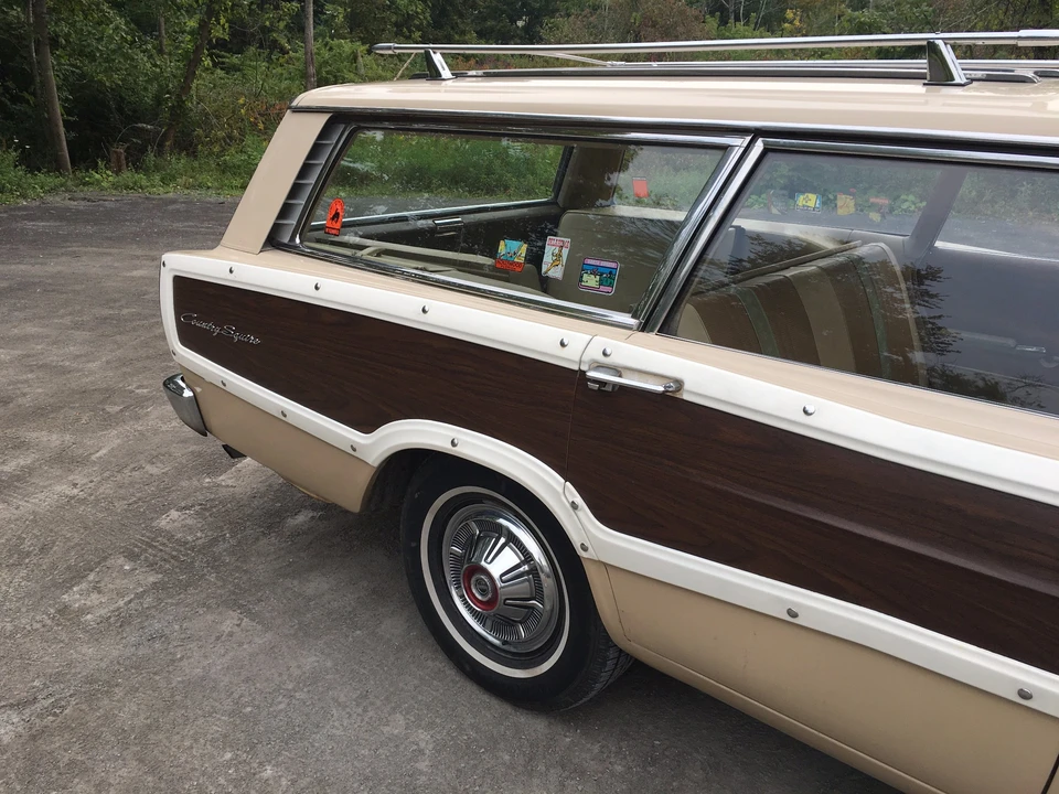 1966 Ford Country Squire - Image 14 of 31