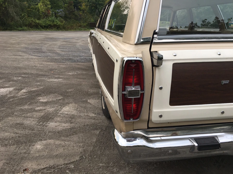 1966 Ford Country Squire - Image 18 of 31