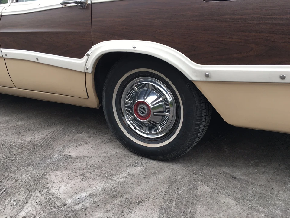 1966 Ford Country Squire - Image 21 of 31