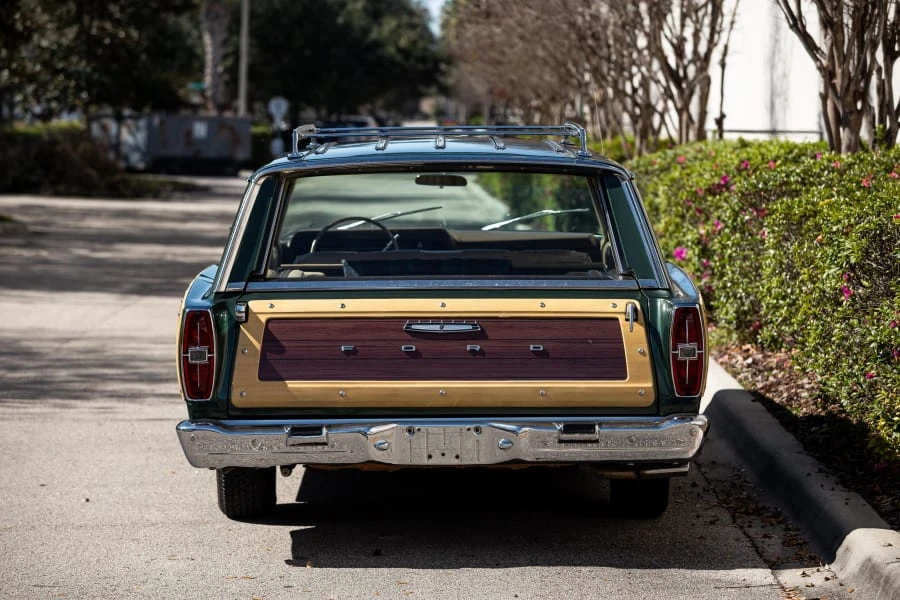 1966 Ford Country Squire - Image 9 of 31