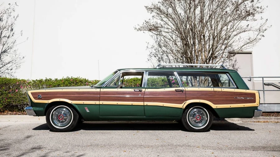 1966 Ford Country Squire - Image 2 of 31