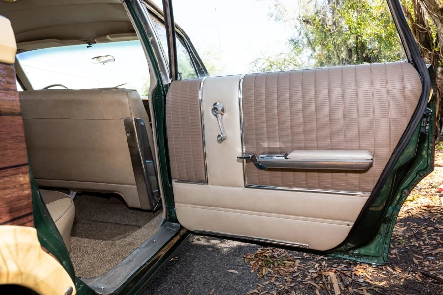 1966 Ford Country Squire - Image 24 of 31
