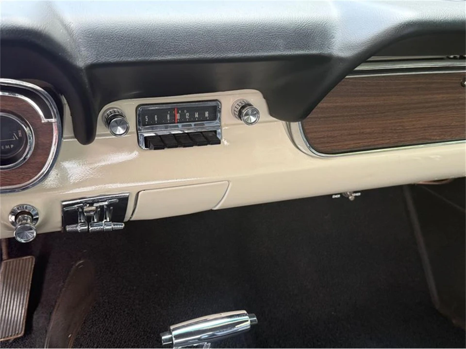 1966 Ford Fairlane 5th Gen - Image 27 of 31