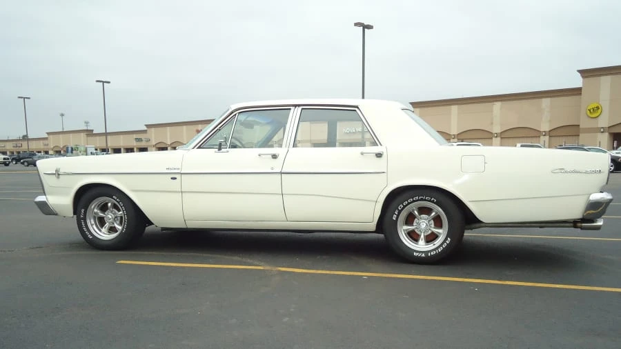 1966 Ford Galaxie 3rd Gen - Image 11 of 12