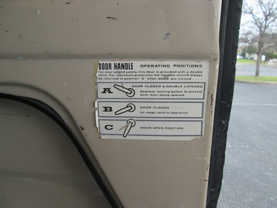 1966 Ford Econoline Van - Image 26 of 31