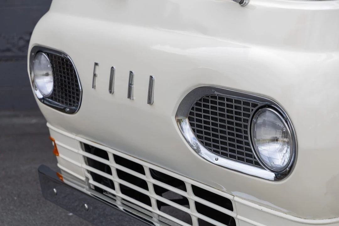 1966 Ford Econoline Van - Image 26 of 31