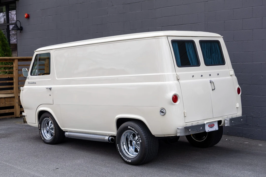 1966 Ford Econoline Van - Image 9 of 31