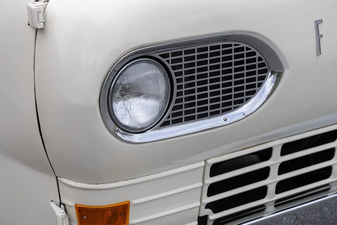 1966 Ford Econoline Van - Image 27 of 31