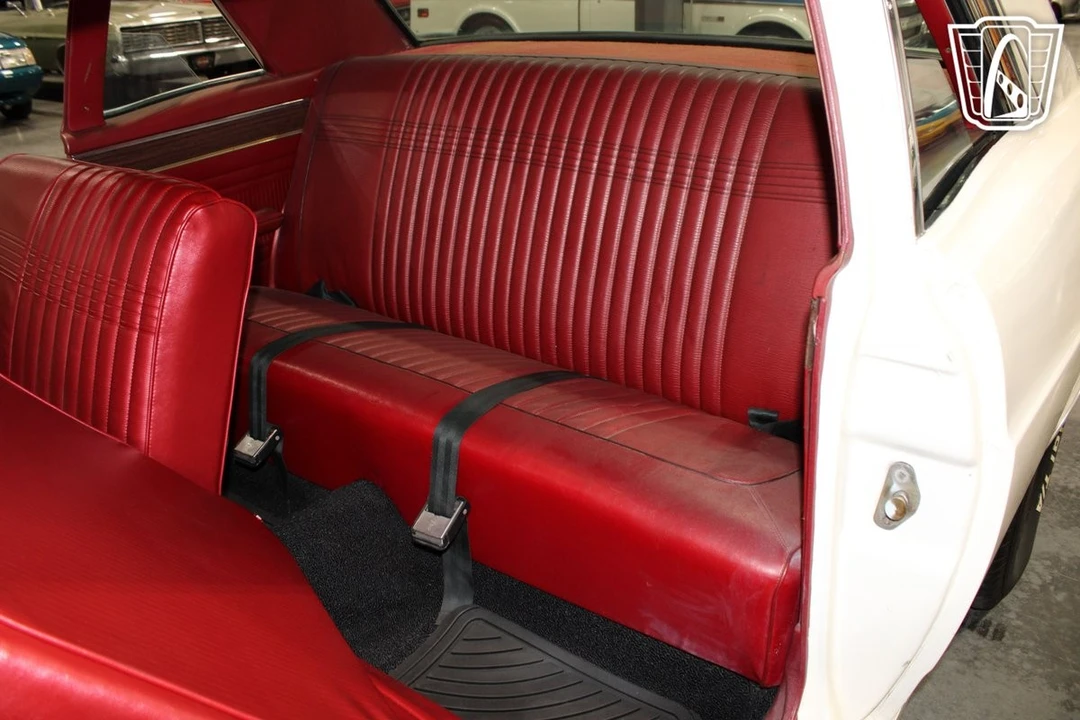 1966 Ford Fairlane 6th Gen - Image 9 of 12