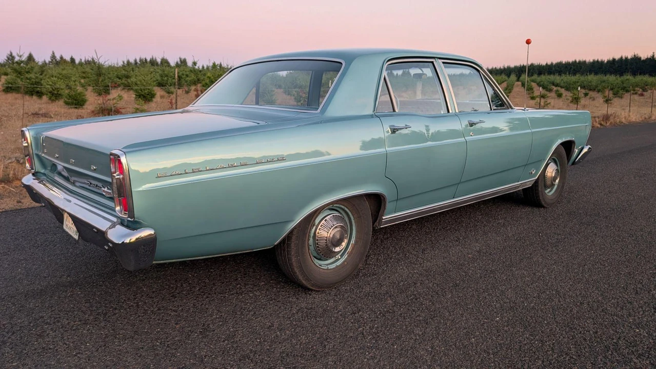 1966 Ford Fairlane 6th Gen - Image 20 of 31