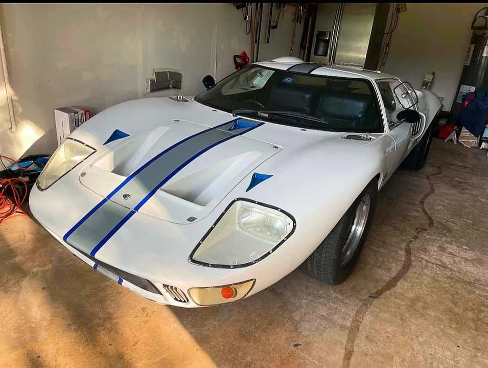 1966 Ford GT - Image 6 of 14