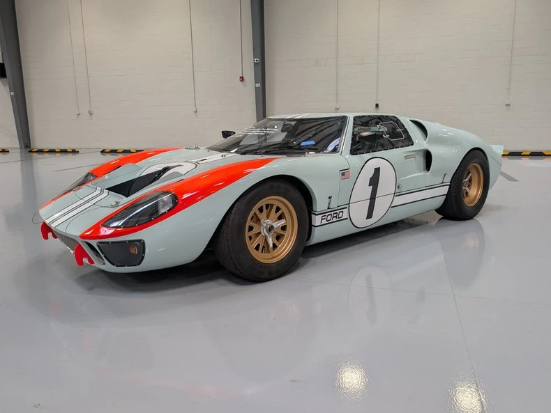 1966 Ford GT40 - Image 2 of 10