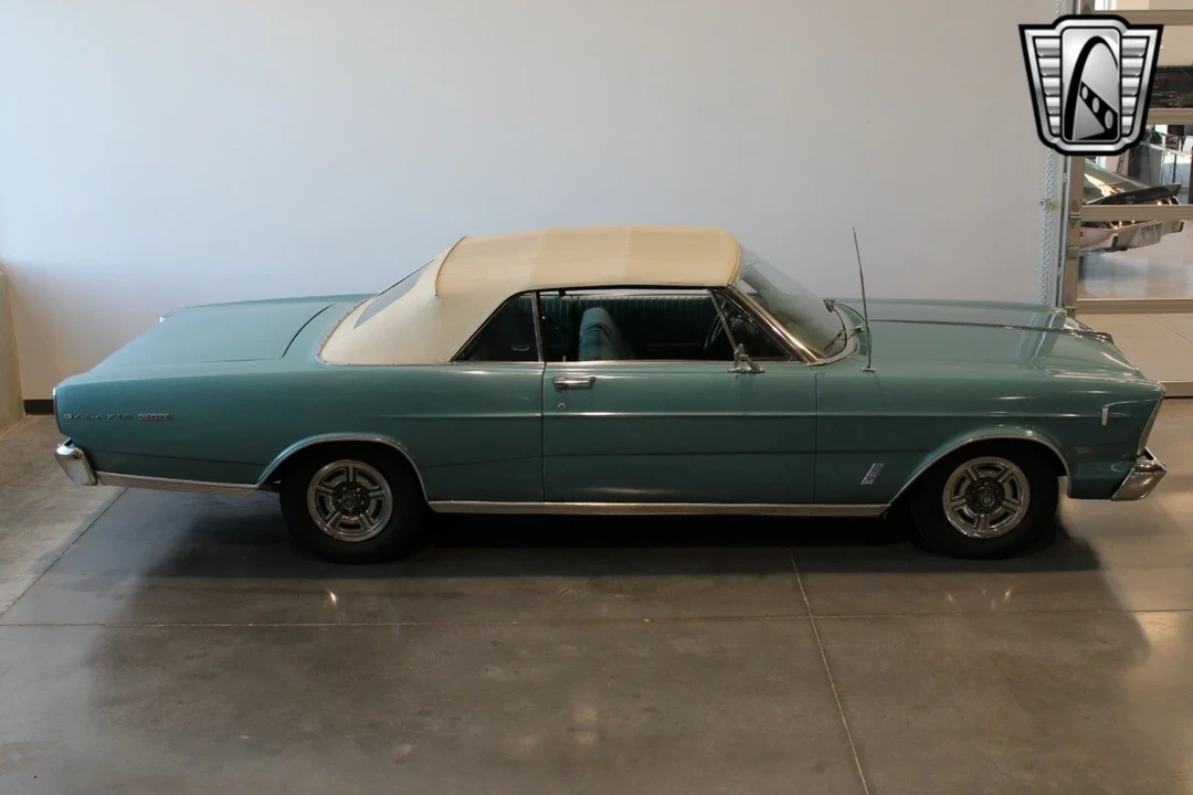 1966 Ford Galaxie 3rd Gen - Image 10 of 12