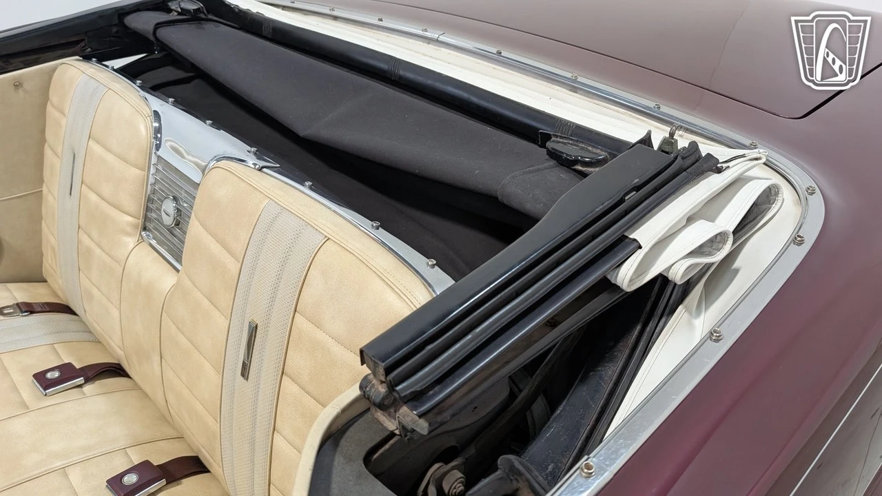 1966 Ford Galaxie 3rd Gen - Image 26 of 31