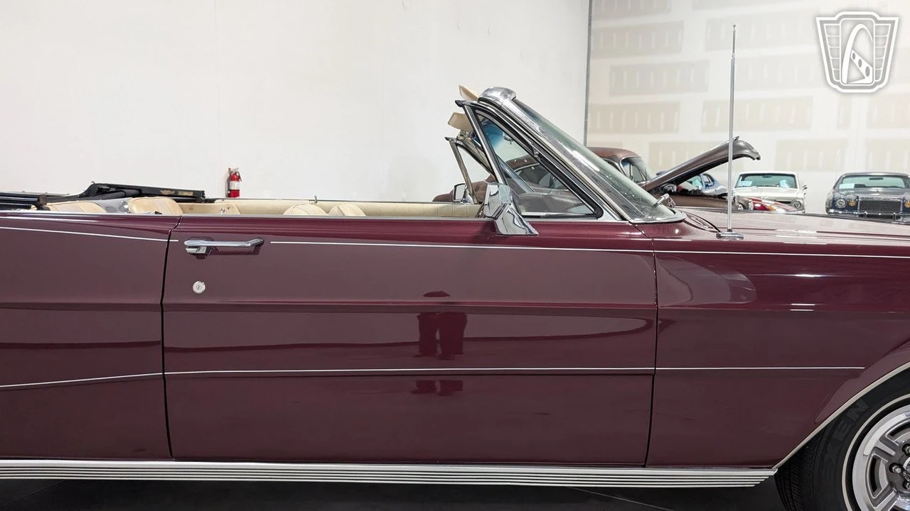 1966 Ford Galaxie 3rd Gen - Image 17 of 31