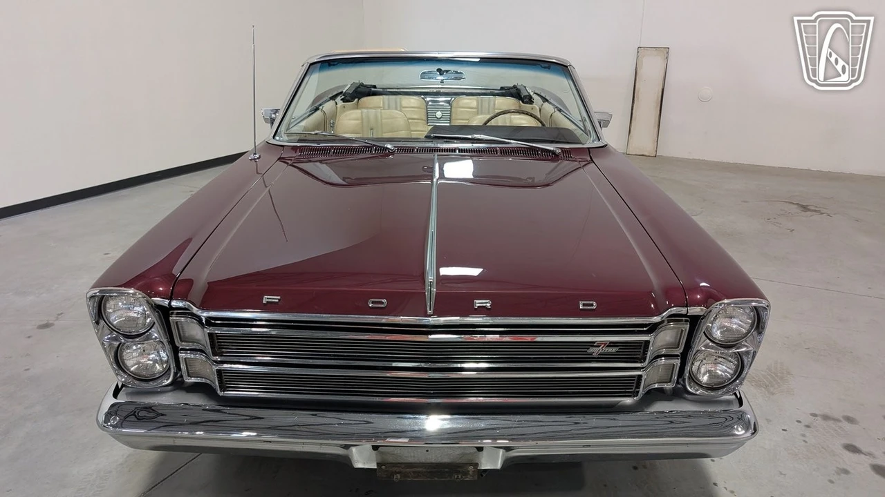 1966 Ford Galaxie 3rd Gen - Image 24 of 31
