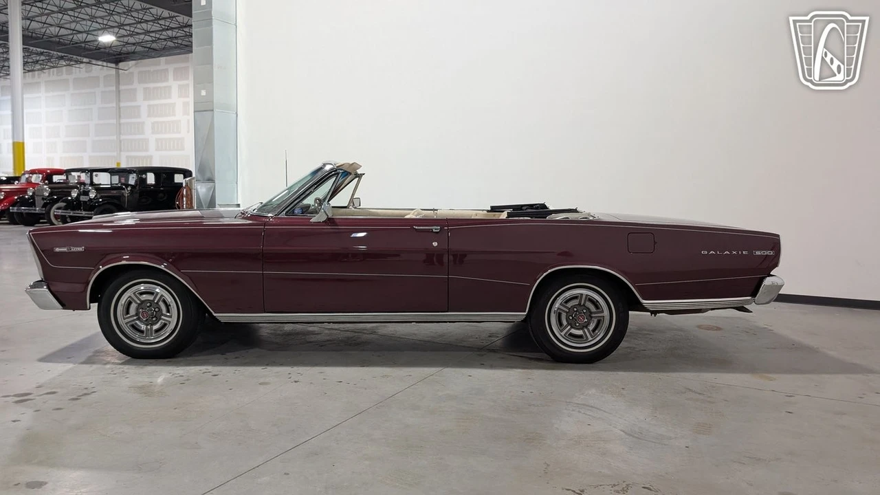 1966 Ford Galaxie 3rd Gen - Image 7 of 31