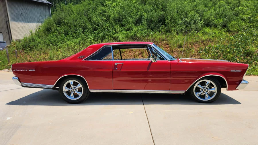 1966 Ford Galaxie 7-Litre 3rd Gen - Image 8 of 26