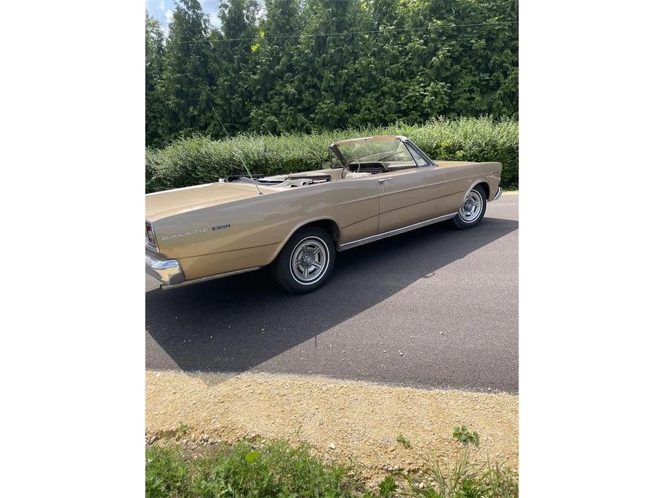 1966 Ford Galaxie 3rd Gen - Image 9 of 27