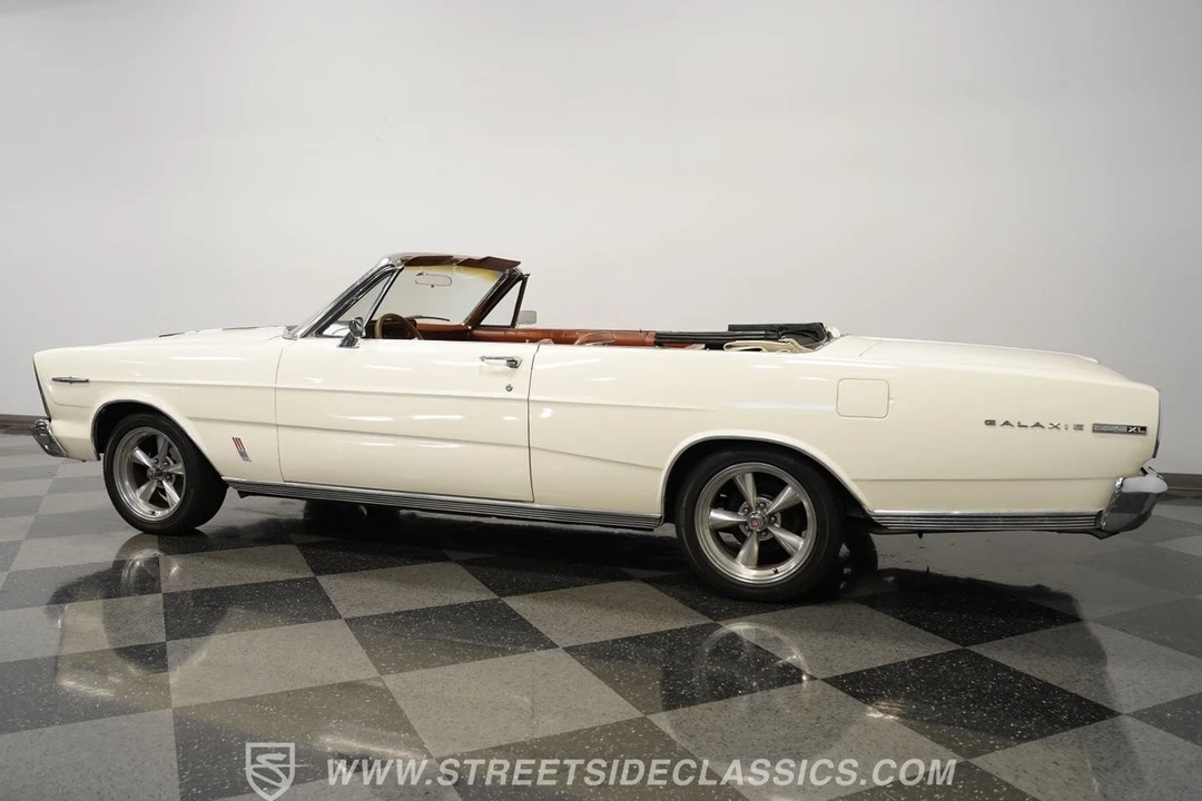 1966 Ford Galaxie 3rd Gen - Image 9 of 12