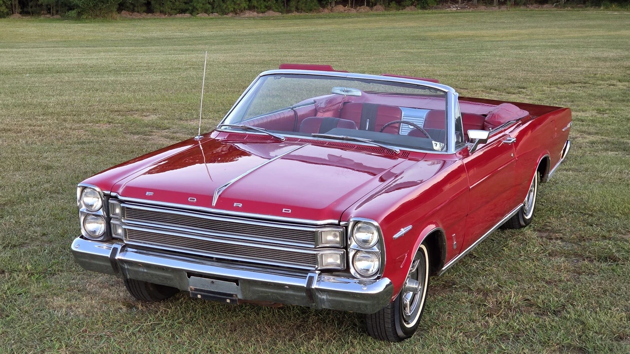 1966 Ford Galaxie 3rd Gen - Image 7 of 31