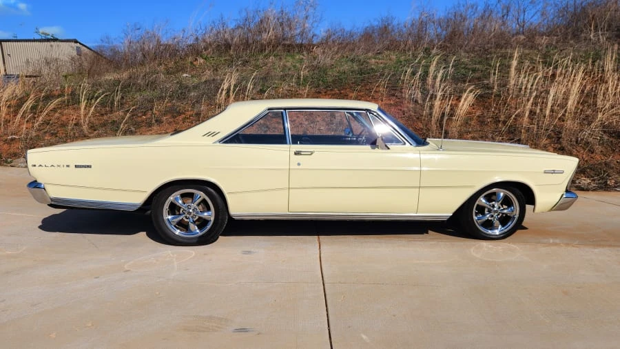 1966 Ford Galaxie 3rd Gen - Image 2 of 31