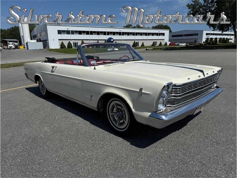 1966 Ford Galaxie 3rd Gen - Image 25 of 31
