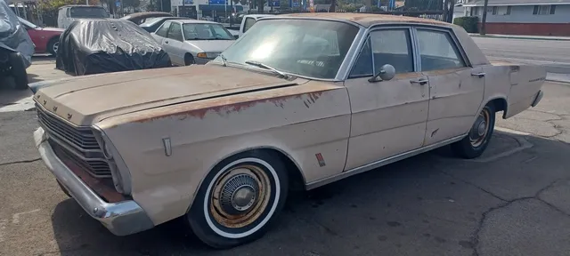 1966 Ford Galaxie 500 XL