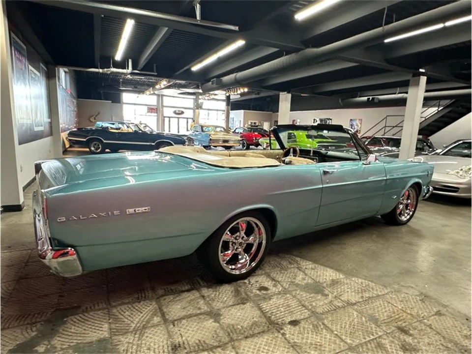 1966 Ford Galaxie 3rd Gen - Image 16 of 31