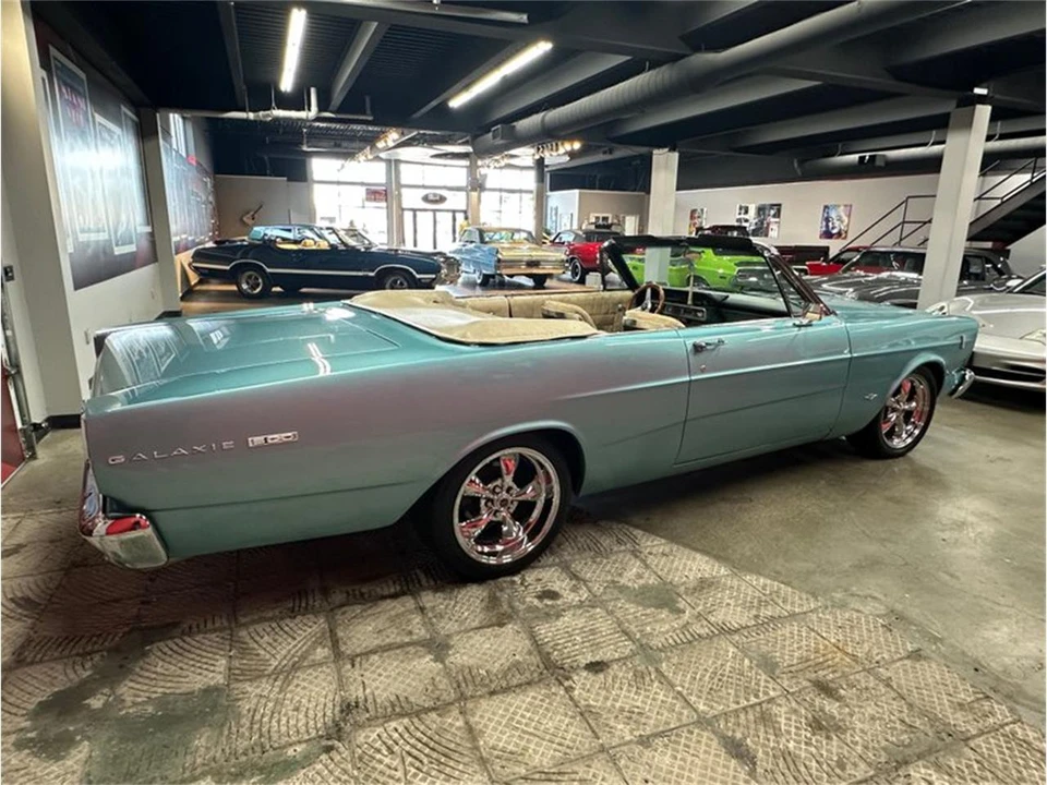 1966 Ford Galaxie 3rd Gen - Image 11 of 31