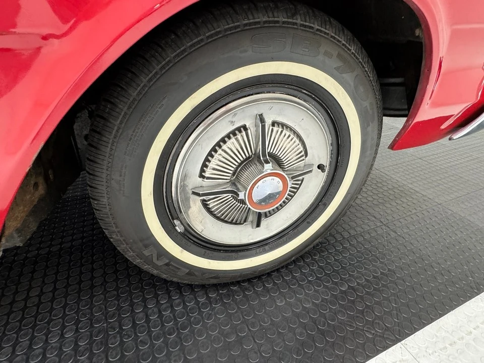 1966 Ford Galaxie 3rd Gen - Image 25 of 31