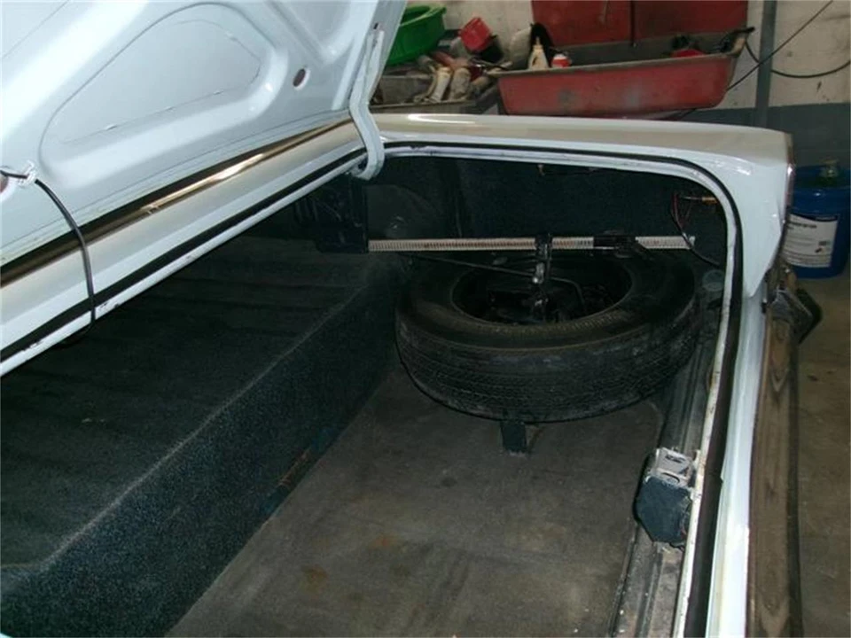1966 Ford LTD - Image 8 of 23