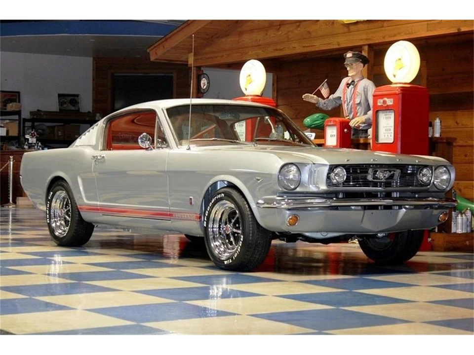 1966 Ford Mustang 1st Gen (1964.5-1966) - Image 9 of 31