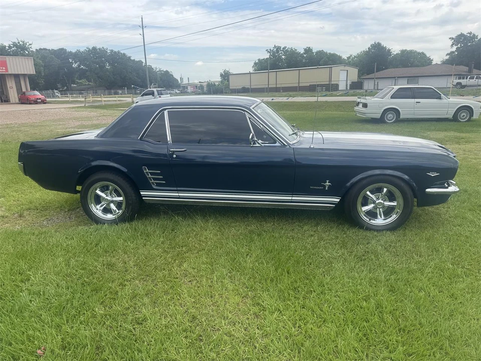1966 Ford Mustang 1st Gen (1964.5-1966) - Image 4 of 14