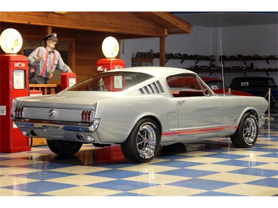 1966 Ford Mustang 1st Gen (1964.5-1966) - Image 10 of 31