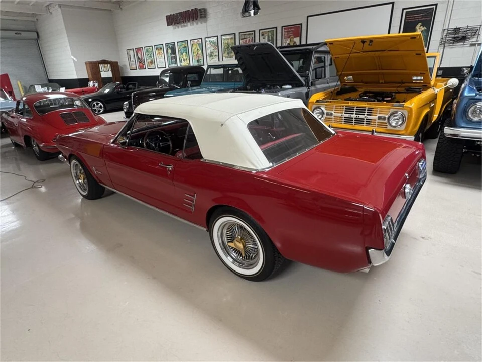 1966 Ford Mustang 1st Gen (1964.5-1966) - Image 10 of 31