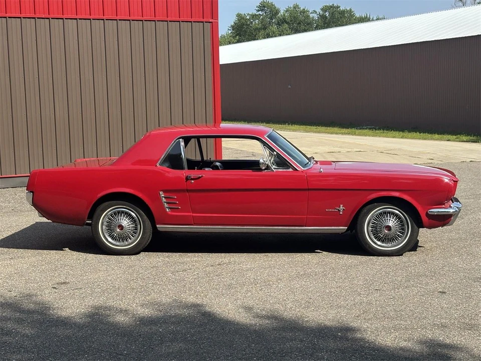 1966 Ford Mustang 1st Gen (1964.5-1966) - Image 9 of 31