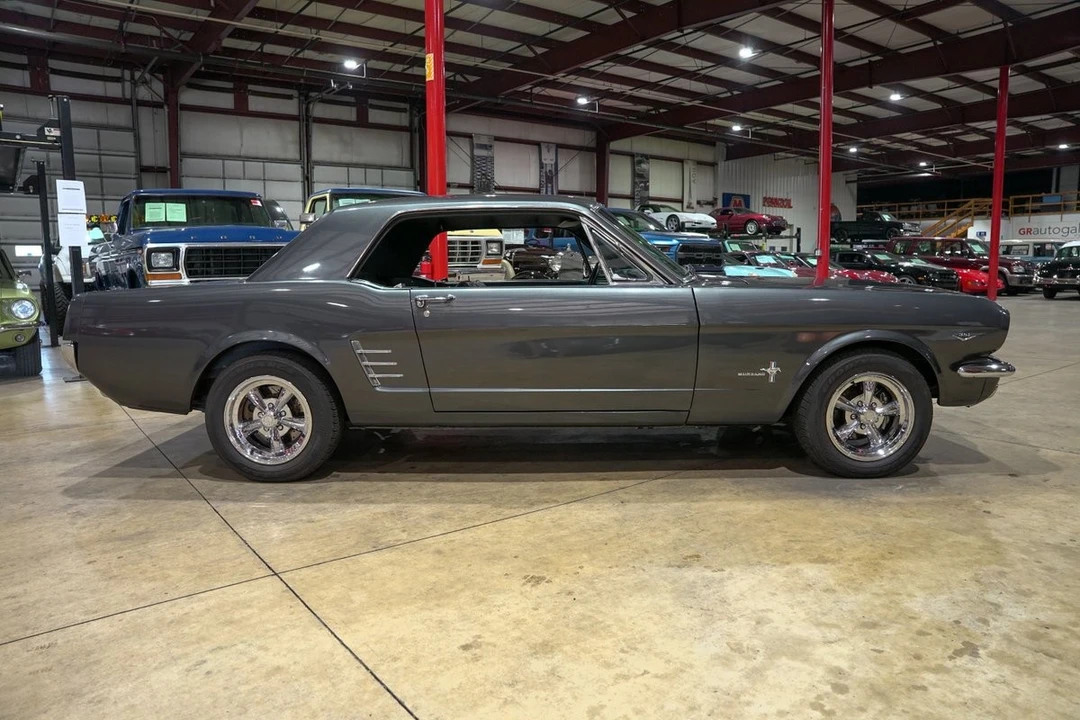 1966 Ford Mustang 1st Gen (1964.5-1966) - Image 10 of 31