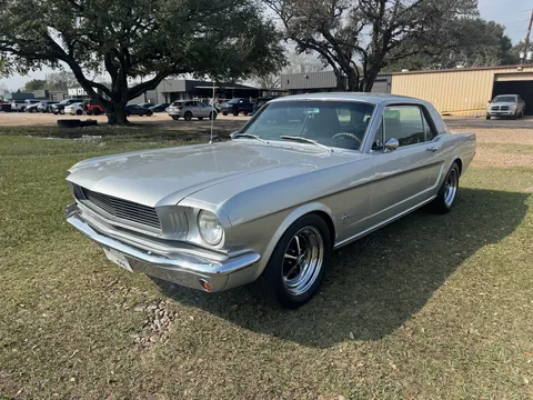 1966 Ford Mustang 2 Door