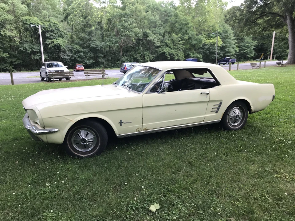 1966 Ford Mustang 1st Gen (1964.5-1966) - Image 14 of 31