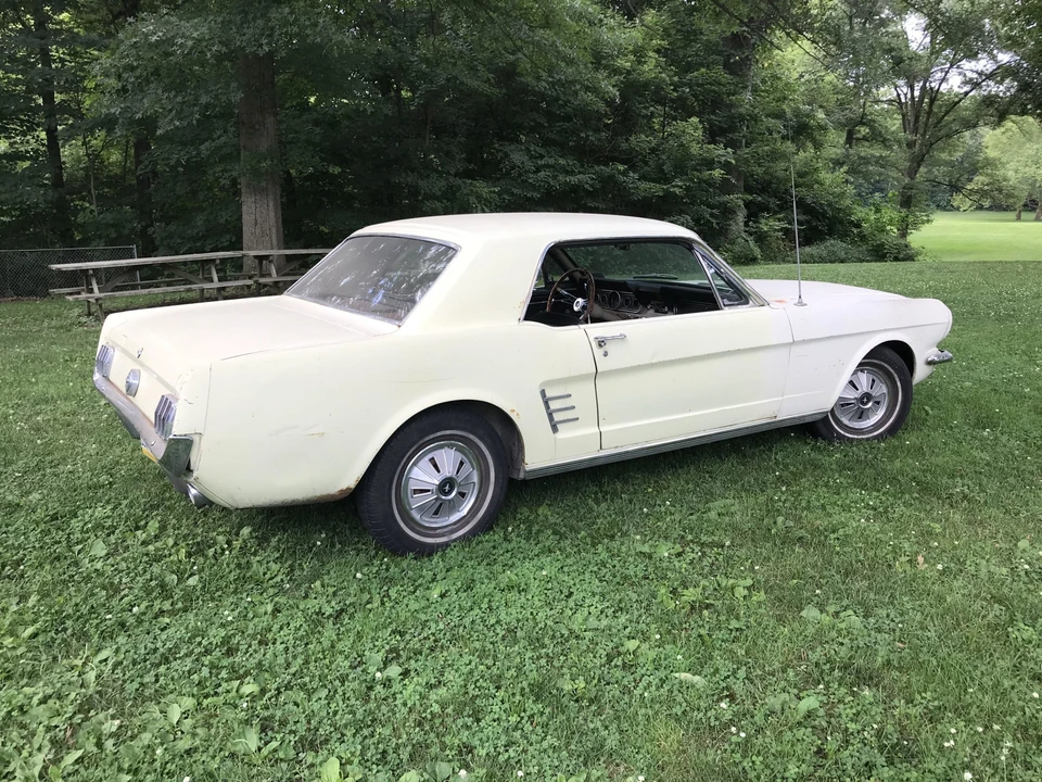 1966 Ford Mustang 1st Gen (1964.5-1966) - Image 6 of 31