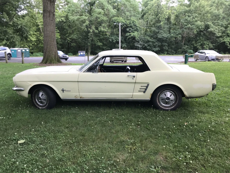 1966 Ford Mustang 1st Gen (1964.5-1966) - Image 13 of 31