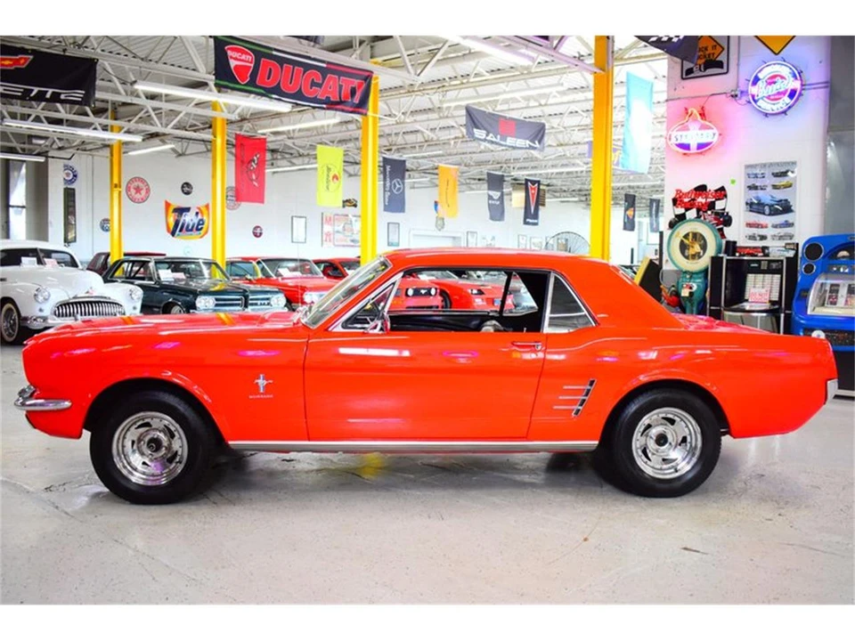 1966 Ford Mustang 1st Gen (1964.5-1966) - Image 18 of 31