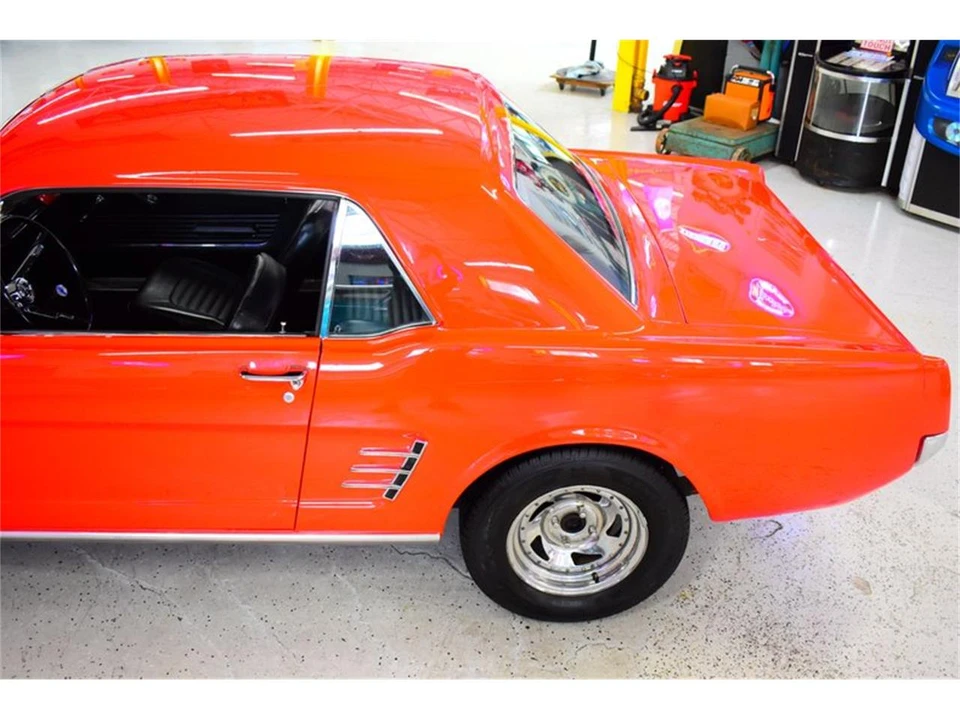 1966 Ford Mustang 1st Gen (1964.5-1966) - Image 19 of 31