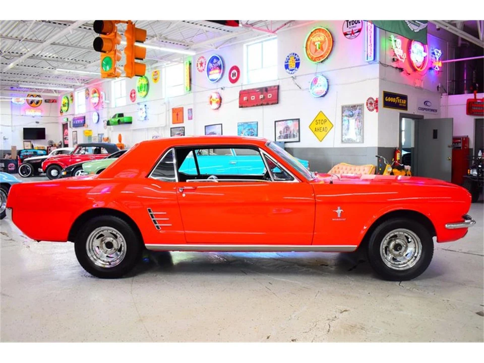 1966 Ford Mustang 1st Gen (1964.5-1966) - Image 4 of 31